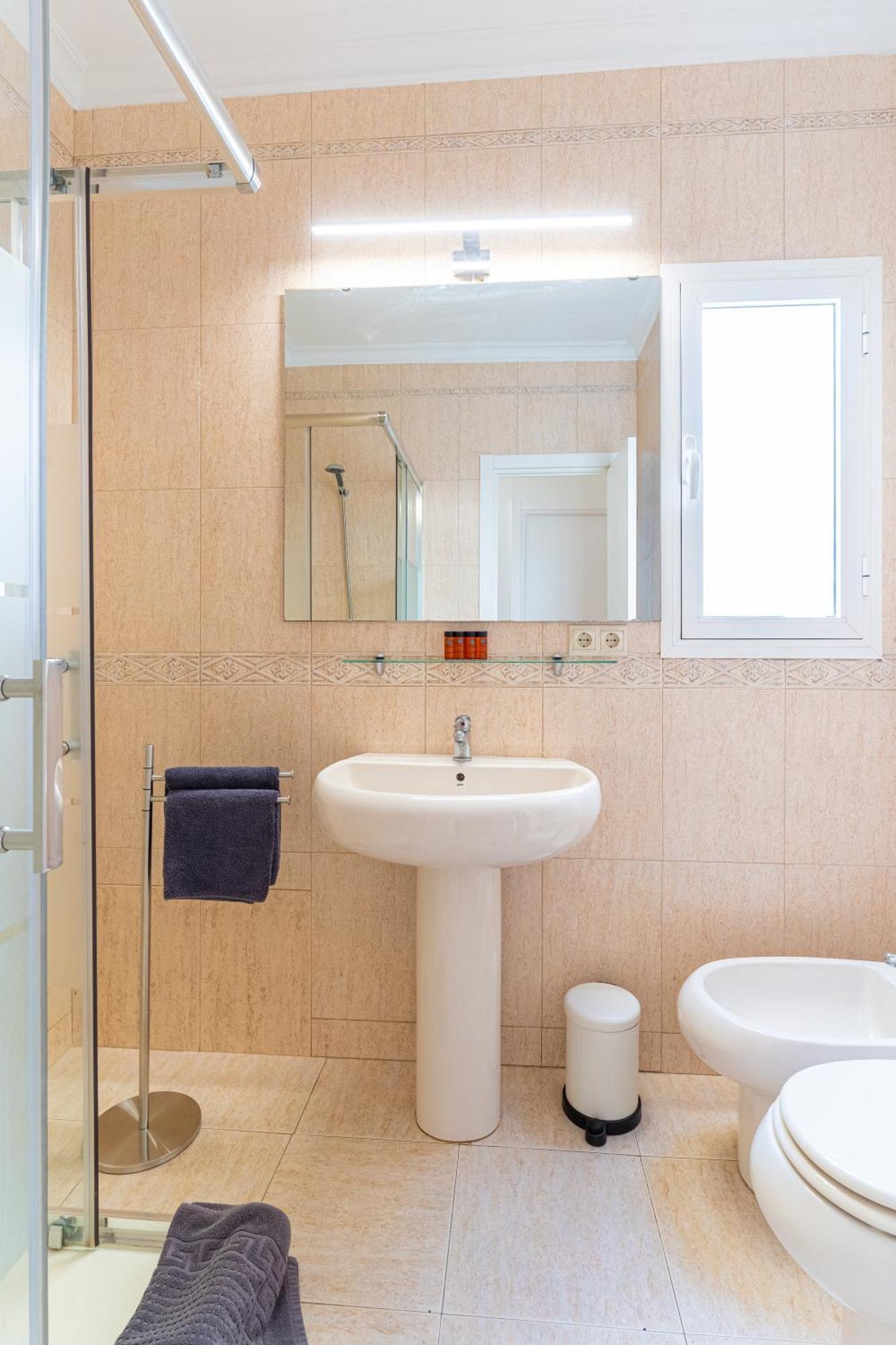 Trendyhomes City Center Almeria Ngoại thất bức ảnh